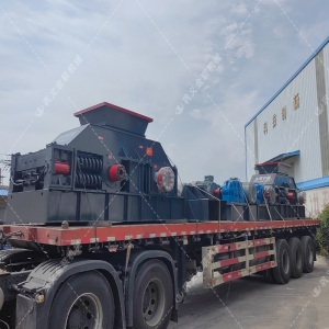 兩臺1200x800型河卵石制砂機發往內蒙古