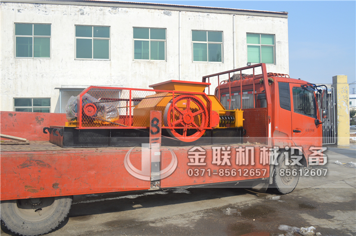 玻璃破碎用雙齒輥破碎機好嗎，購買一臺需要多少錢？