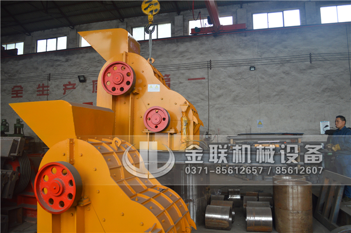 大型煤炭粉碎機的產量是多少，是怎么來粉碎煤炭的？