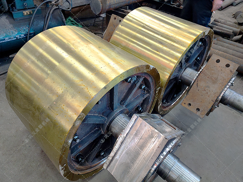 對輥破碎機可以破石英石嗎？破碎效果如何？