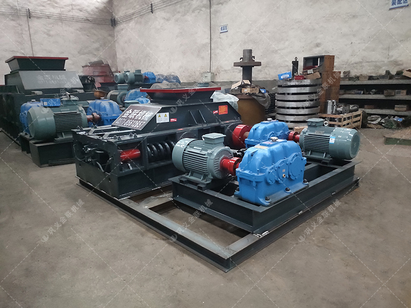 800x600型直連式對(duì)輥破碎機(jī)發(fā)往重慶 800x600型直連式對(duì)輥破碎機(jī)發(fā)往重慶