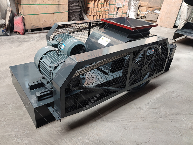 2PGC400X400雙齒輥破碎機發貨圖片_發往廣西百色_破碎錳礦 2PGC400X400雙齒輥破碎機發貨圖片_發往廣西百色_破碎錳礦