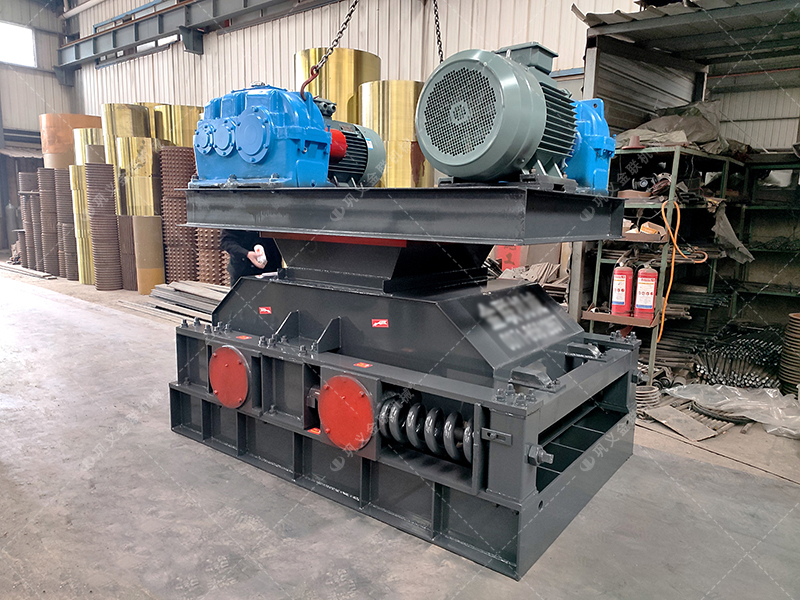 2PGC0609雙齒輥破碎機發貨圖片_發往青海格爾木_破碎鎳礦 2PGC0609雙齒輥破碎機發貨圖片_發往青海格爾木_破碎鎳礦